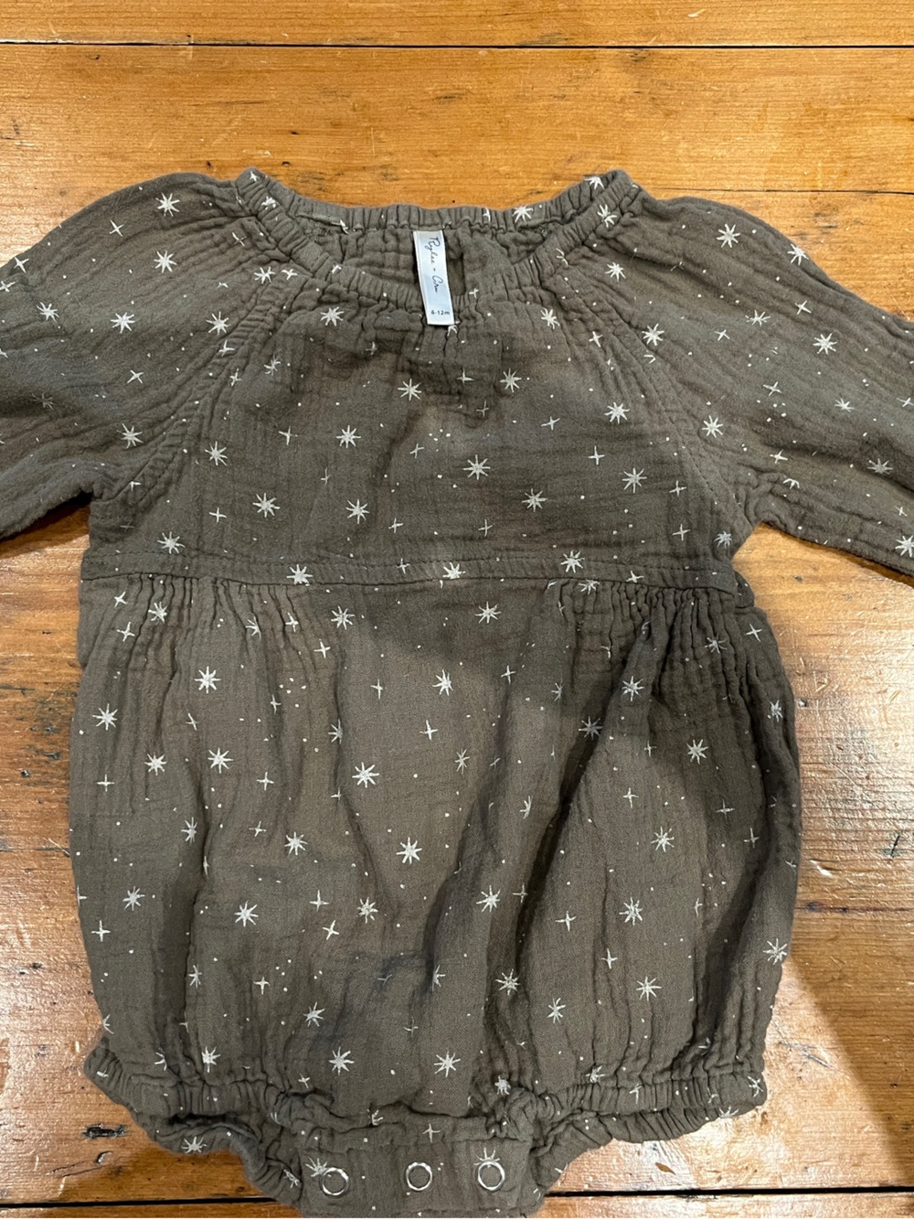 Rylee + Cru Olive Star Gauze Bubble Romper